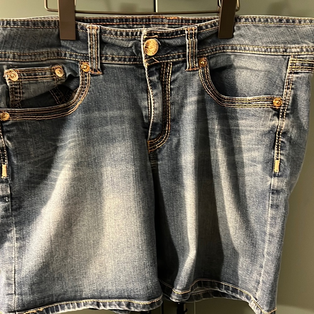 Seven 7 Denim Shorts Sz 14